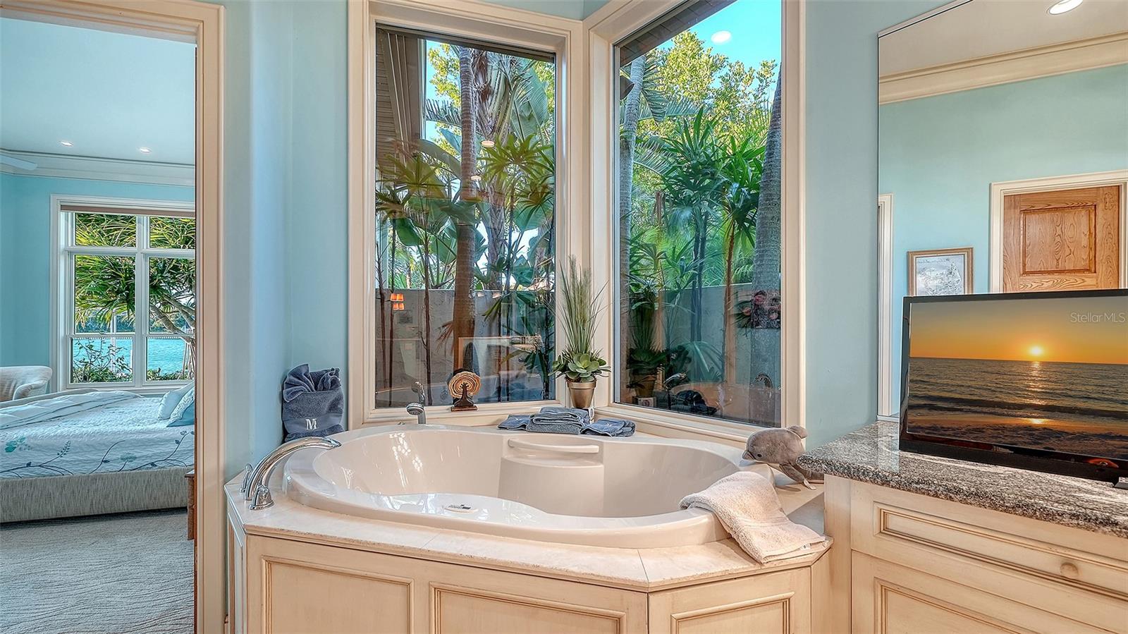 Image 42 of 65 For 316 Royal Flamingo Drive