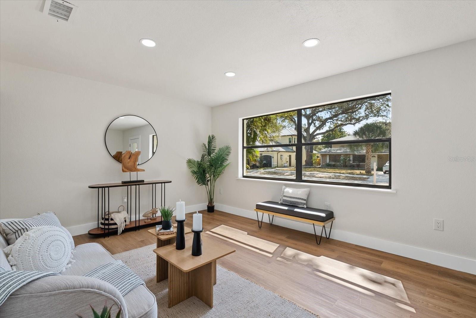 Image 12 of 27 For 2535 Floyd Street