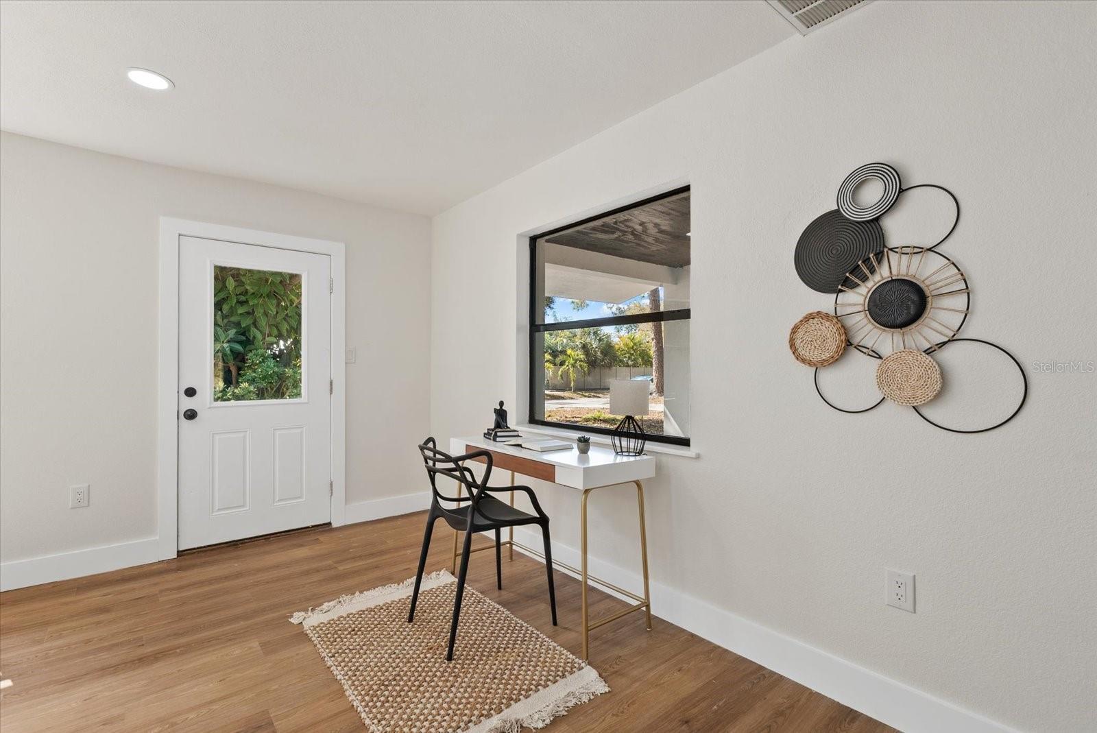 Image 13 of 27 For 2535 Floyd Street