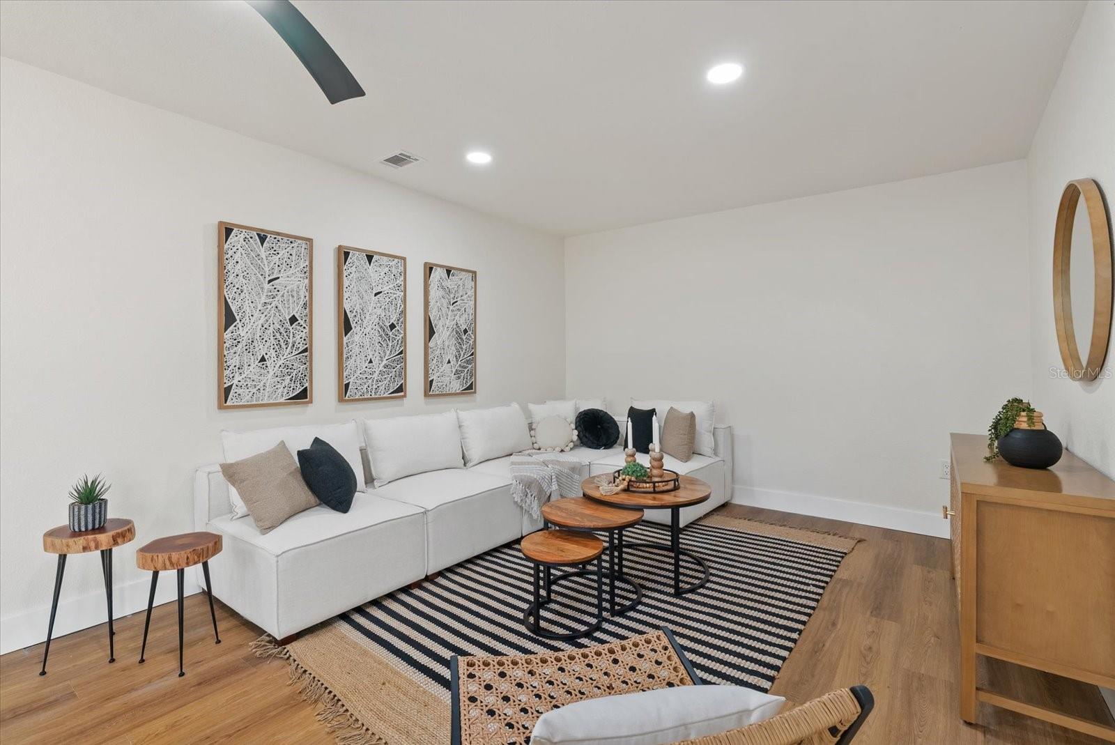 Image 8 of 27 For 2535 Floyd Street