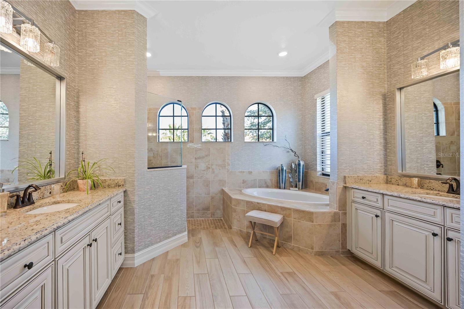 Image 34 of 99 For 5641 Arnie Loop