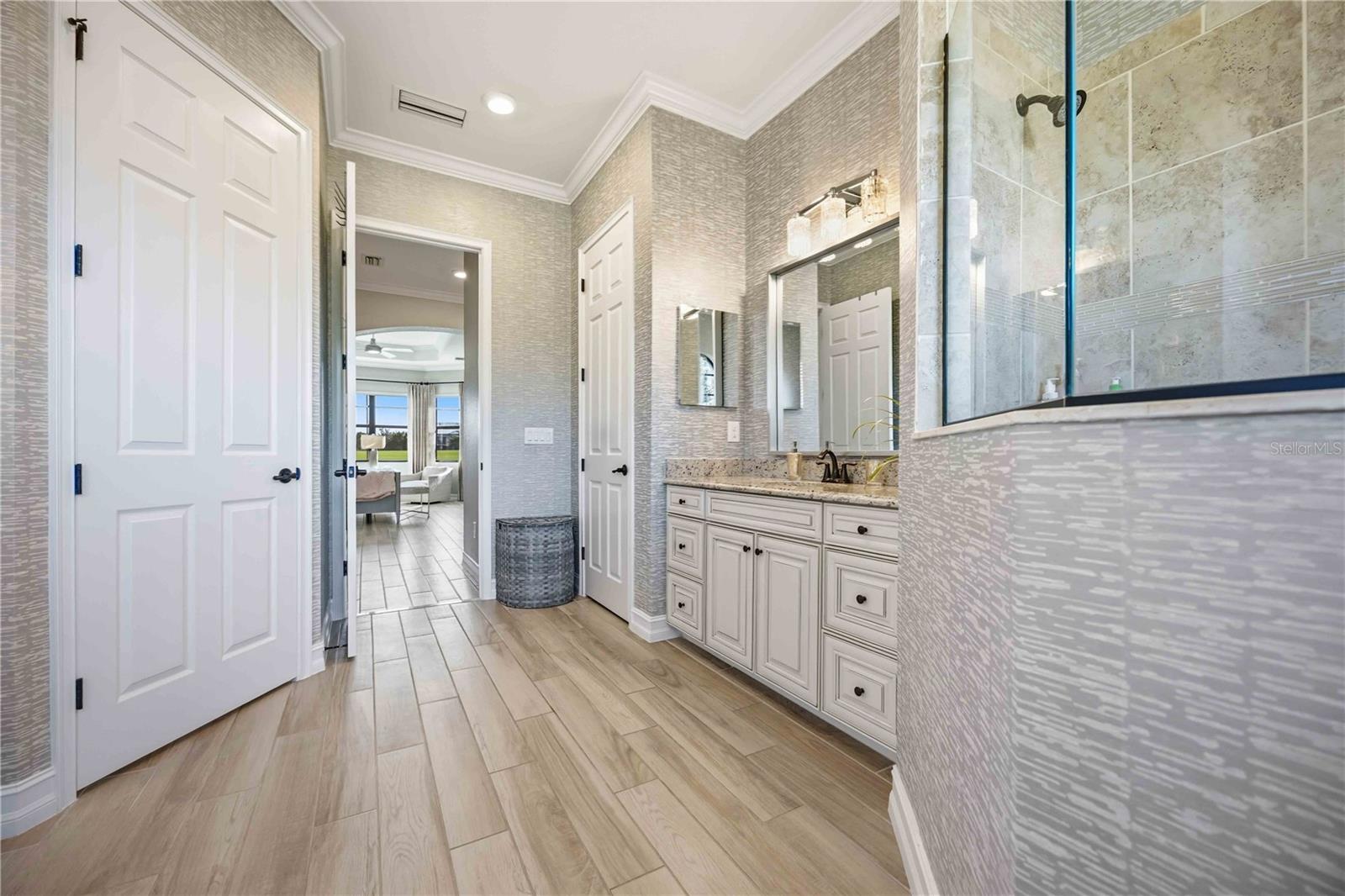 Image 35 of 99 For 5641 Arnie Loop