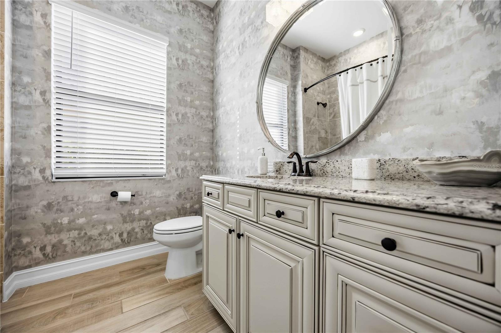 Image 40 of 99 For 5641 Arnie Loop