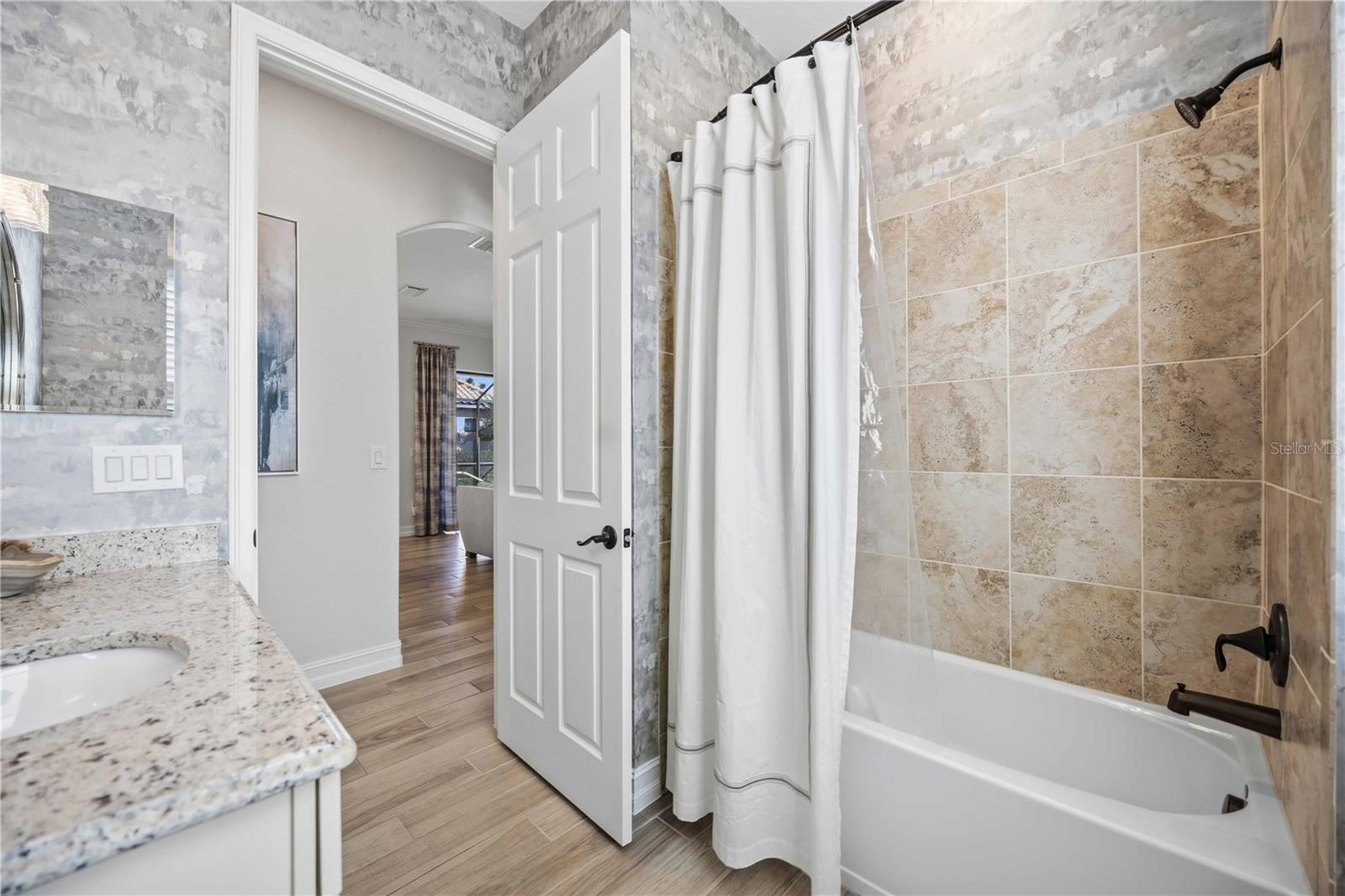 Image 41 of 99 For 5641 Arnie Loop