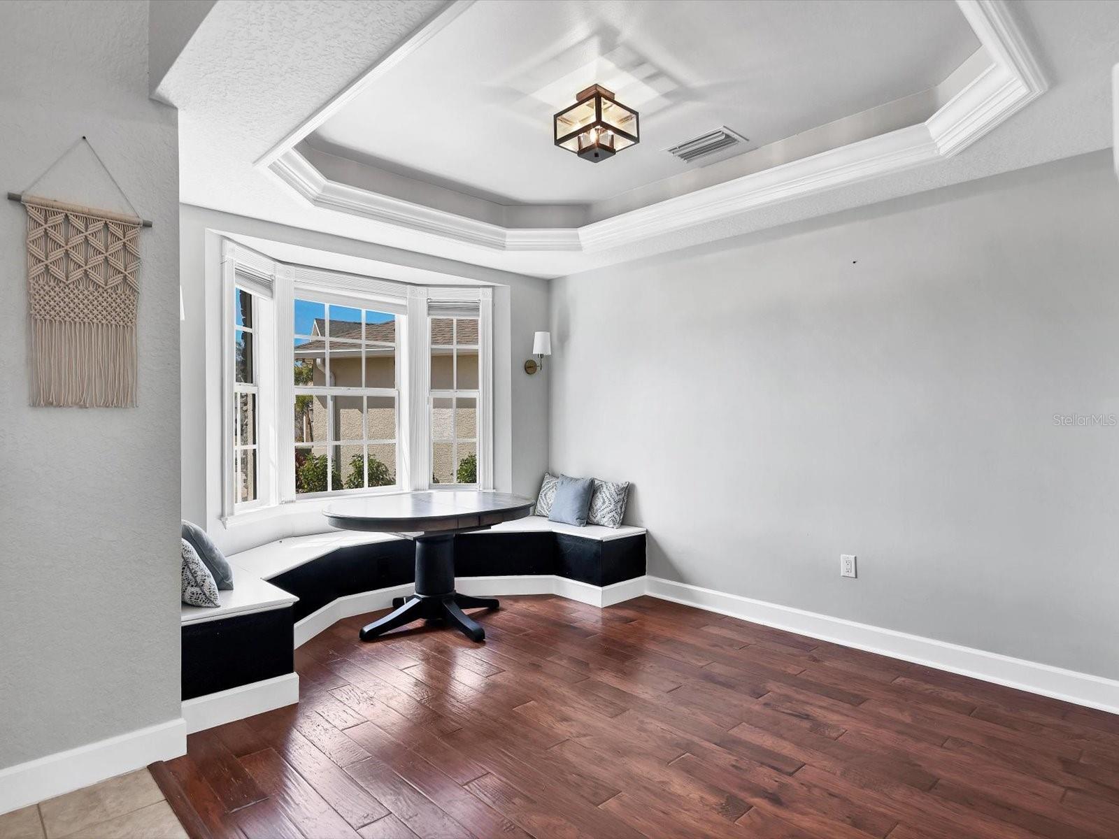 Image 10 of 58 For 6813 Short Creek Lane