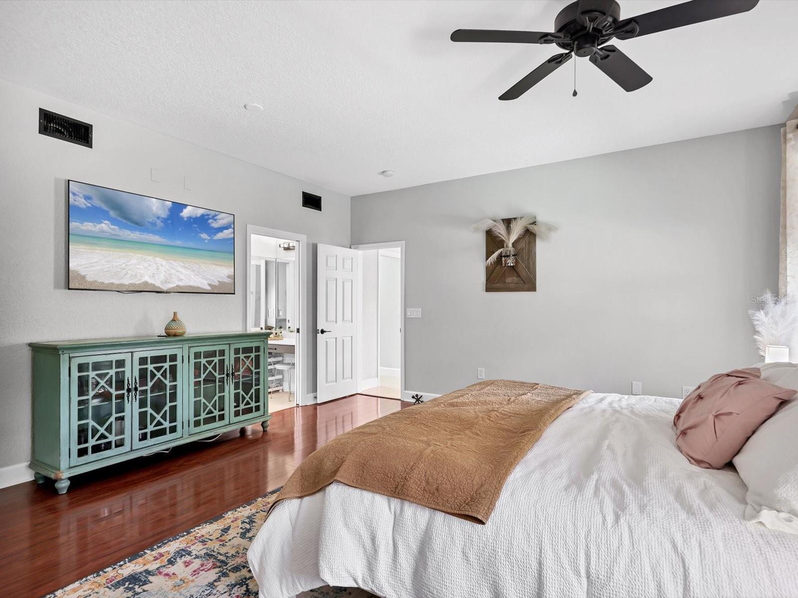 Image 24 of 58 For 6813 Short Creek Lane