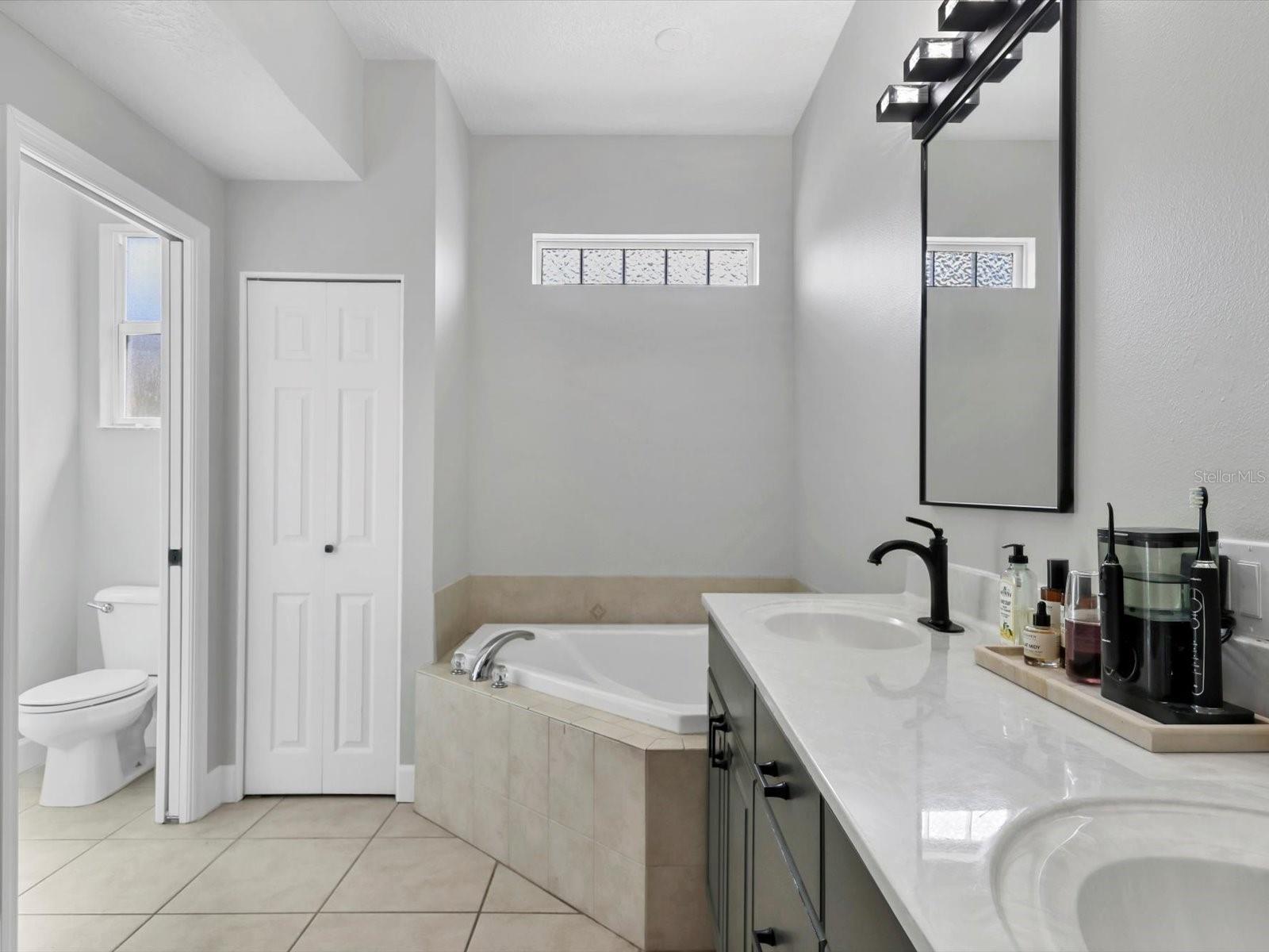 Image 28 of 58 For 6813 Short Creek Lane