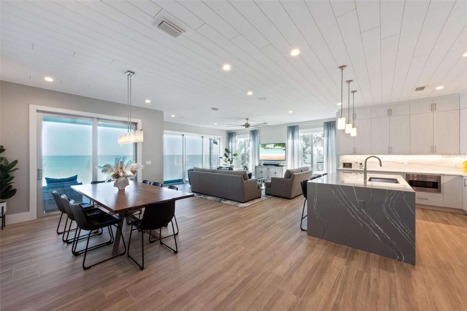 Image 10 of 52 For 903 Shore Drive B