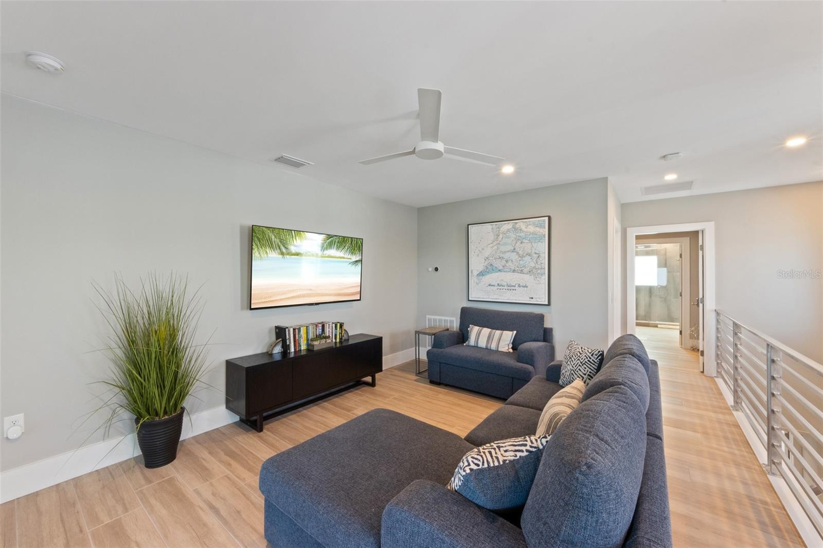 Image 30 of 52 For 903 Shore Drive B