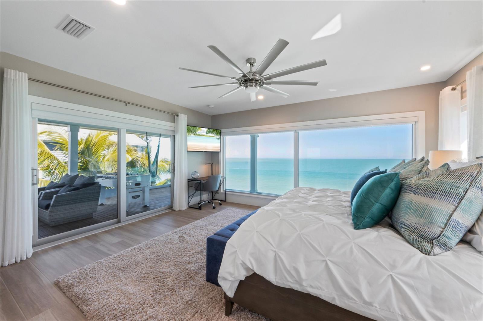 Image 32 of 52 For 903 Shore Drive B