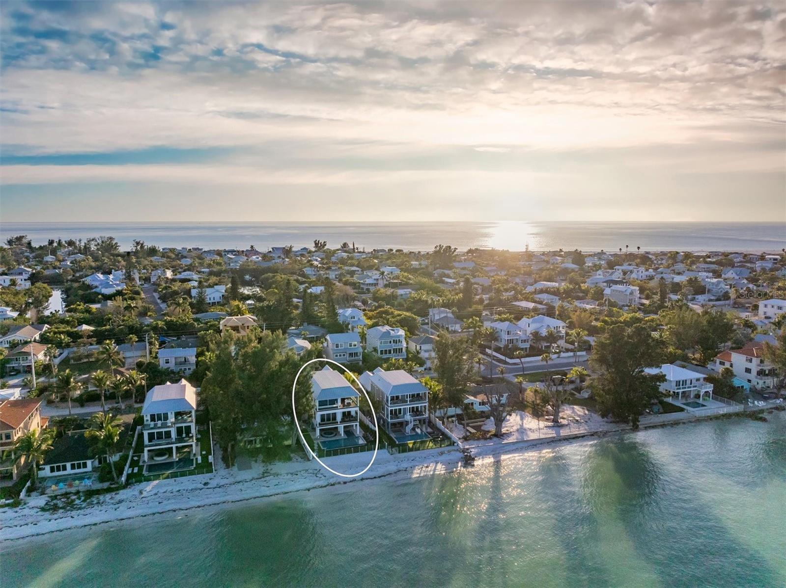 Image 8 of 52 For 903 Shore Drive B