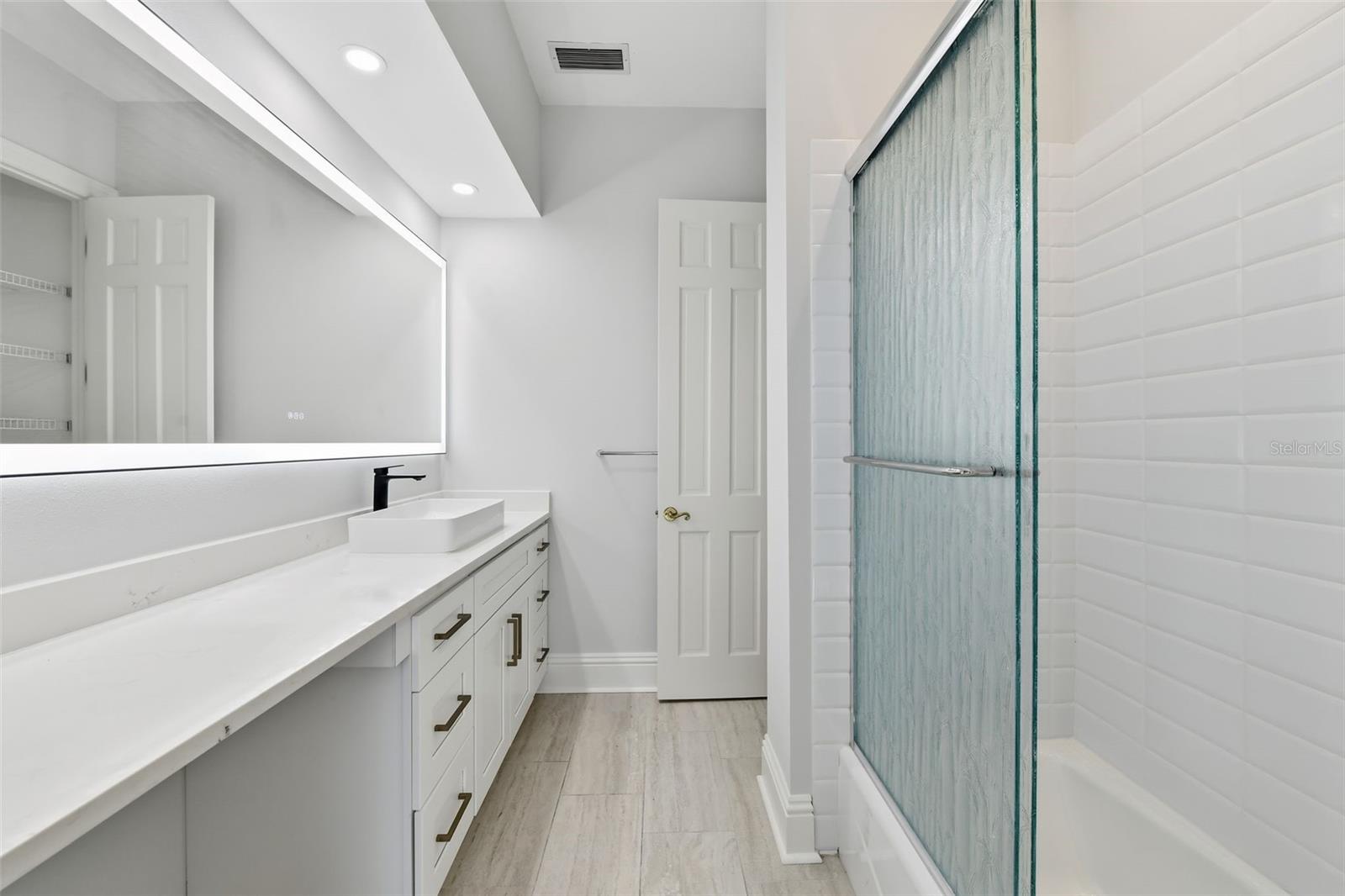 Listing photo id 27 for 7796 Alister Mackenzie Drive