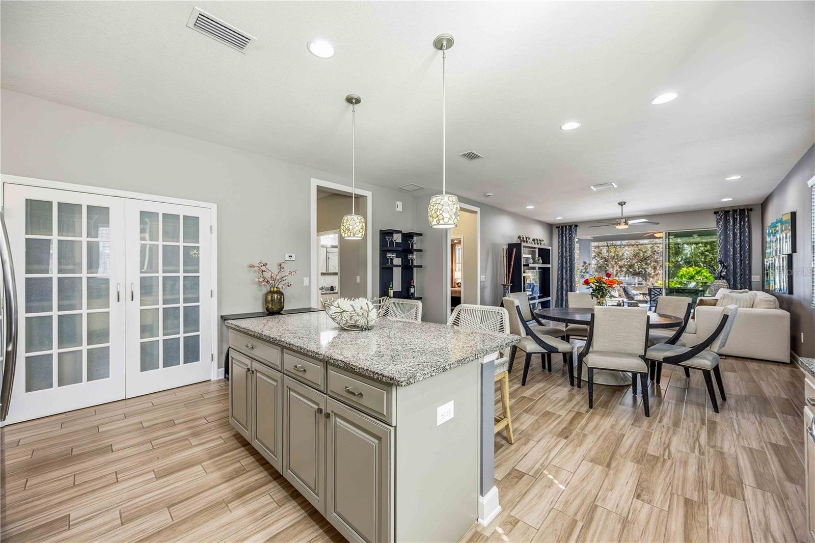 Image 22 of 63 For 5731 Arbor Wood Court