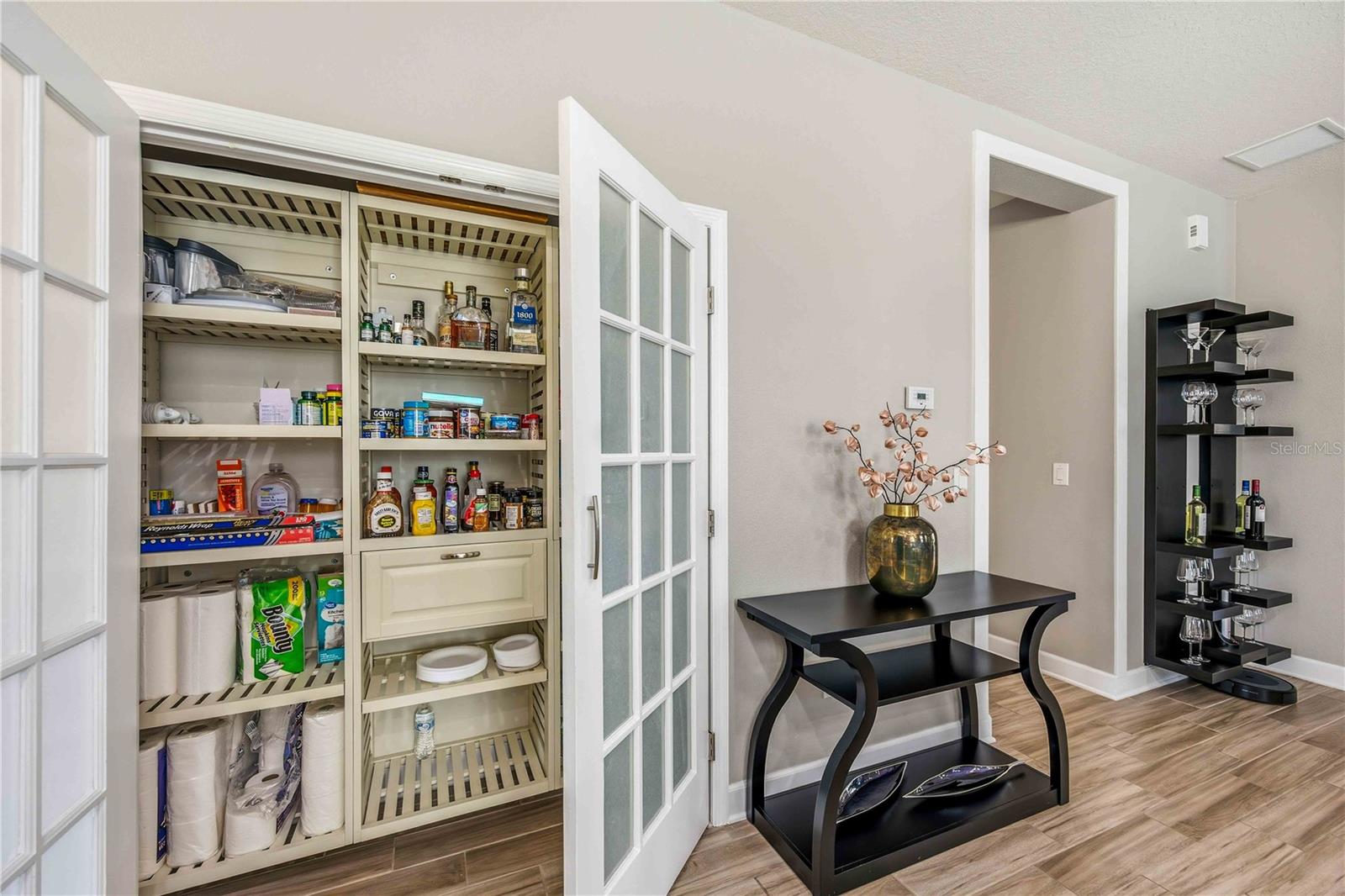 Image 24 of 63 For 5731 Arbor Wood Court