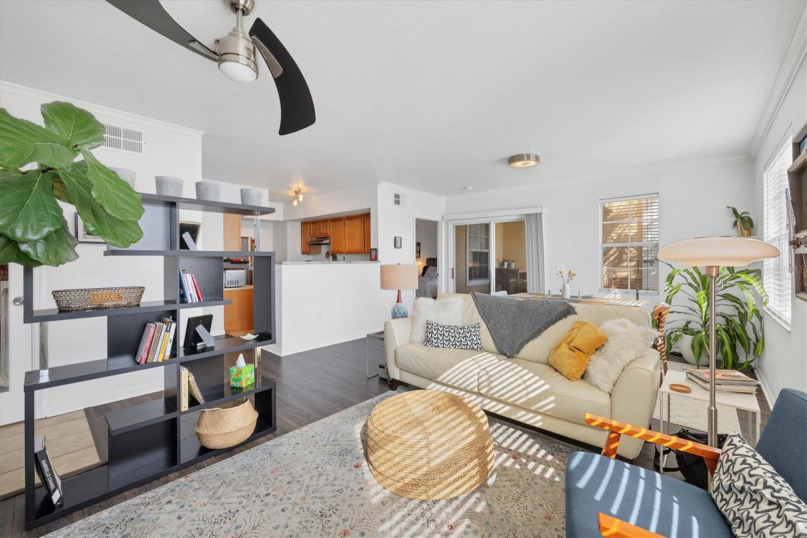 Image 6 of 39 For 2950 Viscaya Place 108