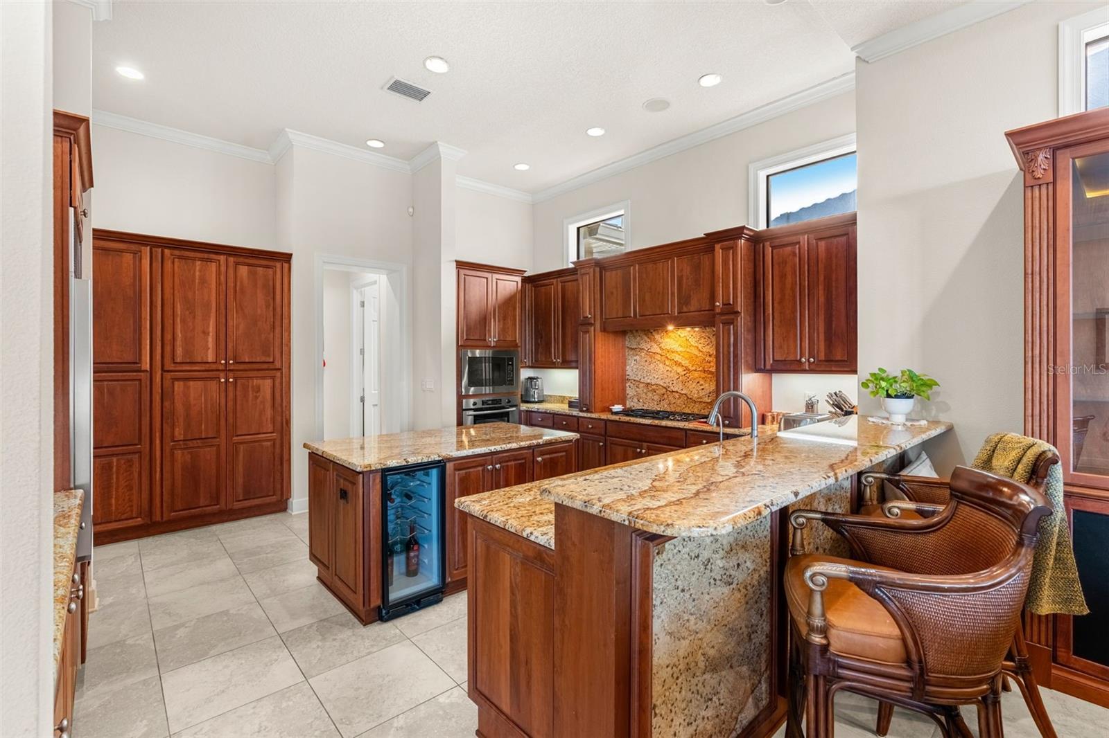 Image 10 of 44 For 4125 Causeway Vista Drive