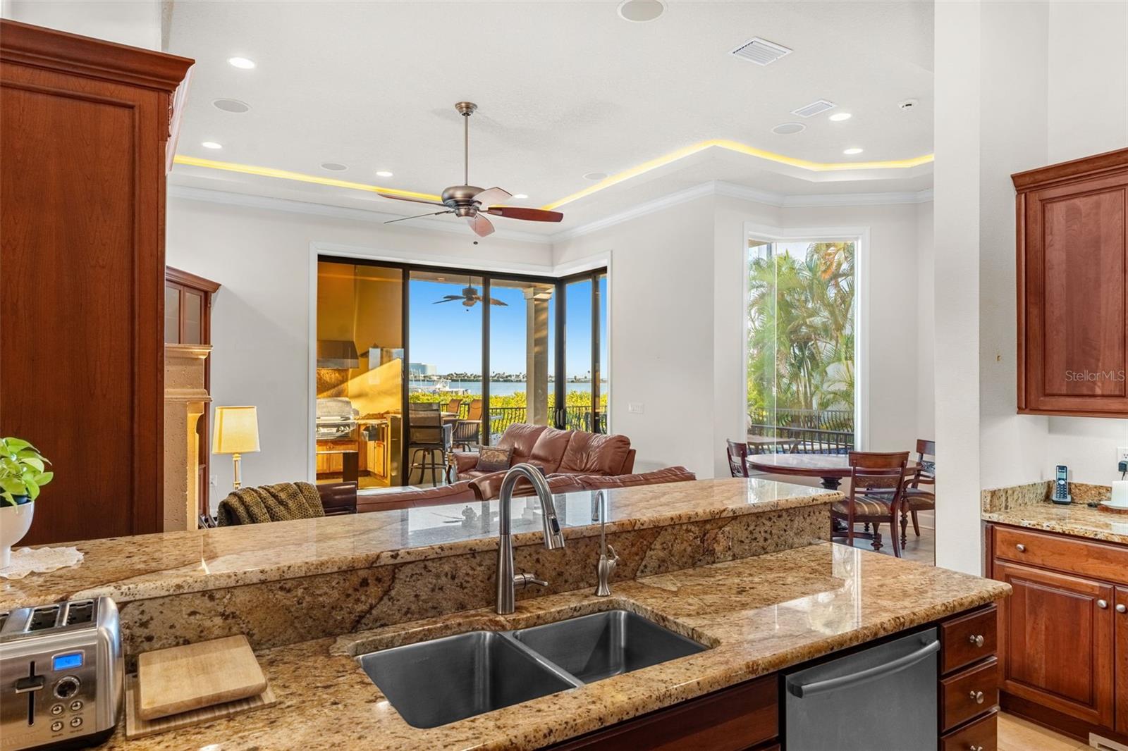 Image 12 of 44 For 4125 Causeway Vista Drive