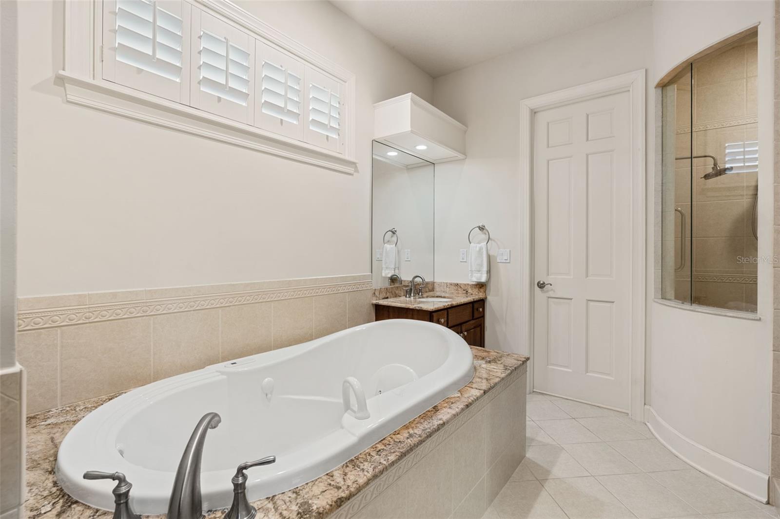 Image 33 of 44 For 4125 Causeway Vista Drive