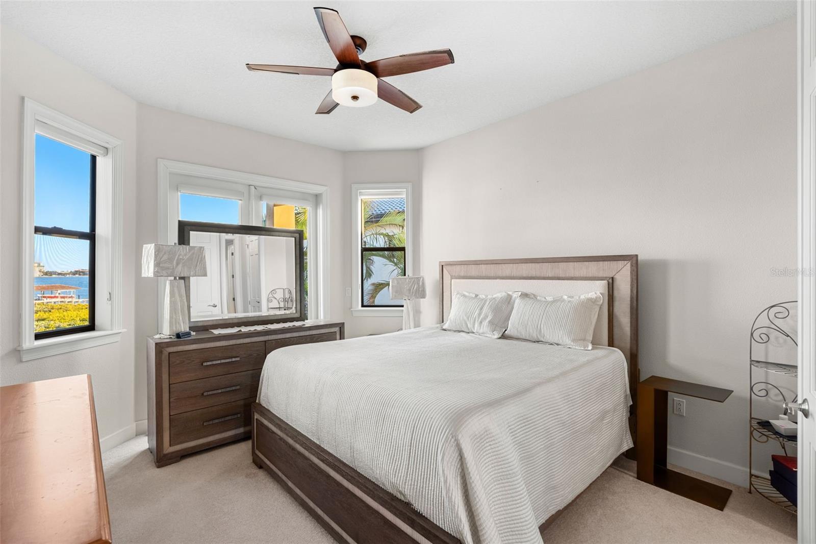 Image 36 of 44 For 4125 Causeway Vista Drive