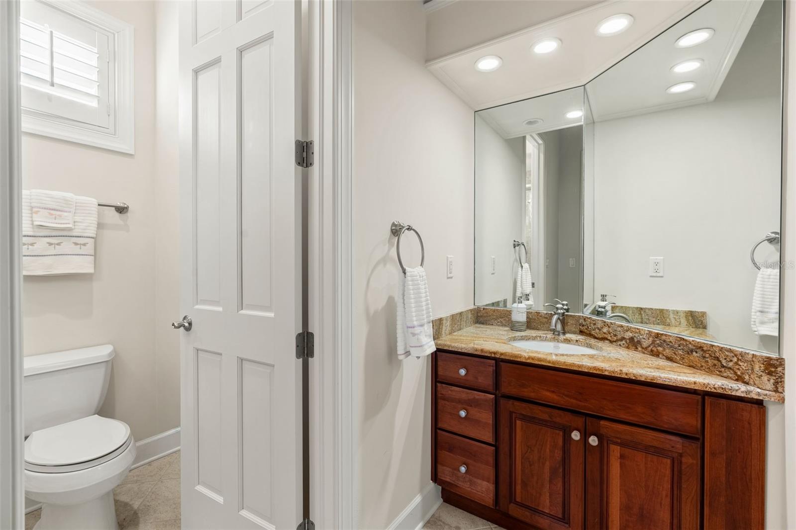 Image 37 of 44 For 4125 Causeway Vista Drive