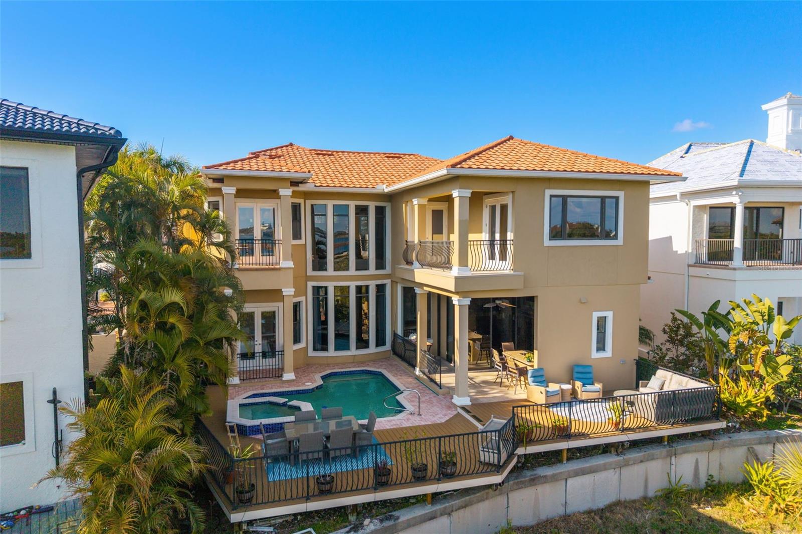 Image 4 of 44 For 4125 Causeway Vista Drive