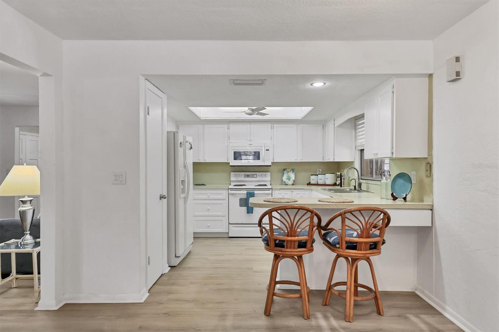 Image 13 of 47 For 7232 Willow Street