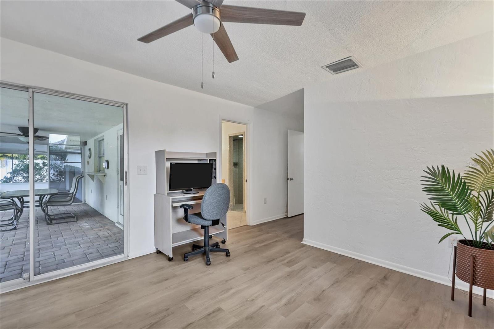 Image 22 of 47 For 7232 Willow Street