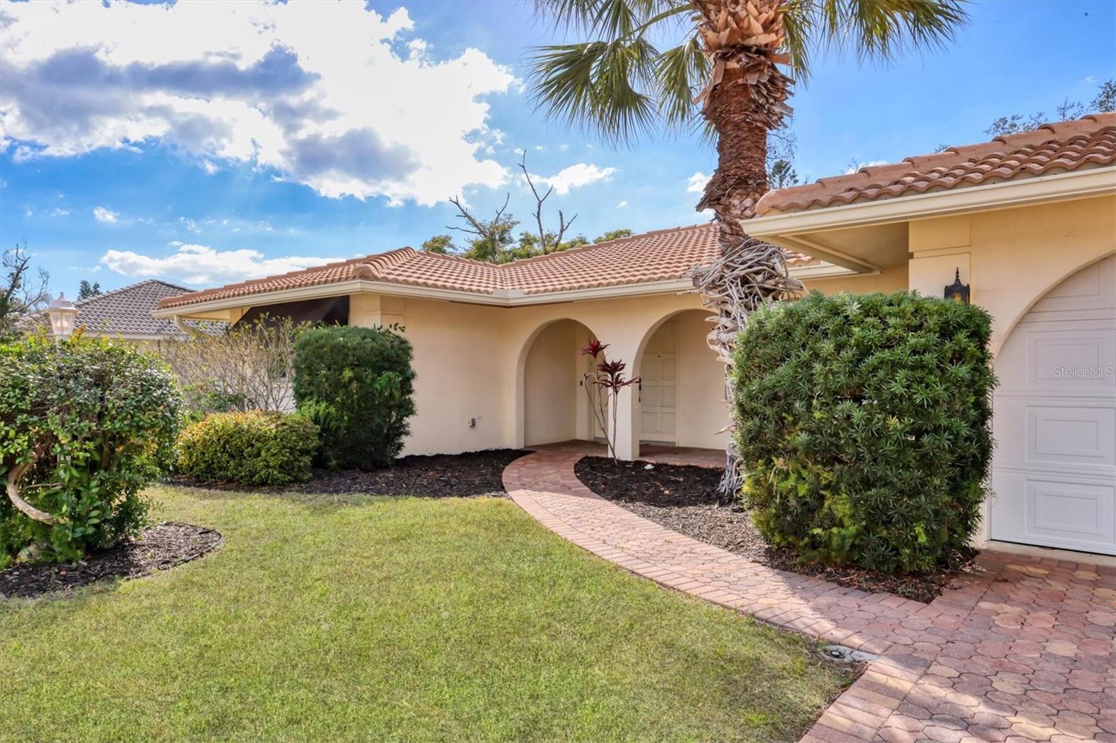 Image 3 of 47 For 7232 Willow Street