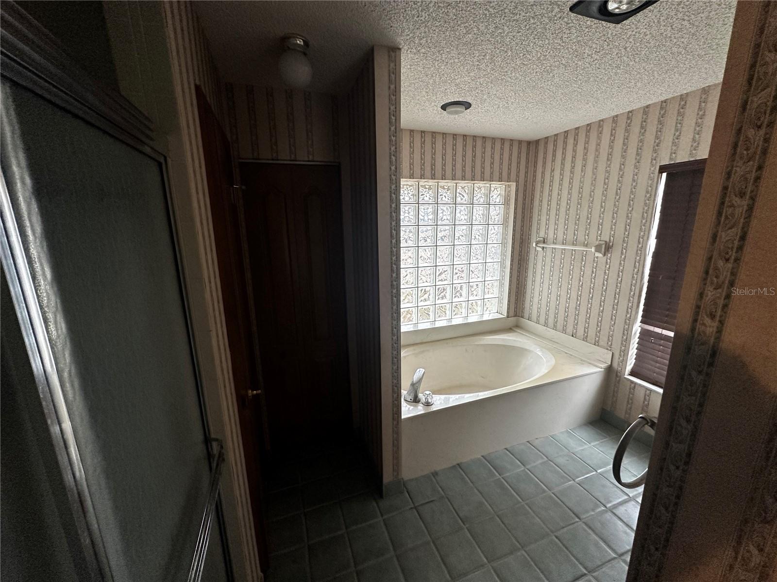 Image 22 of 35 For 590 63rd Street