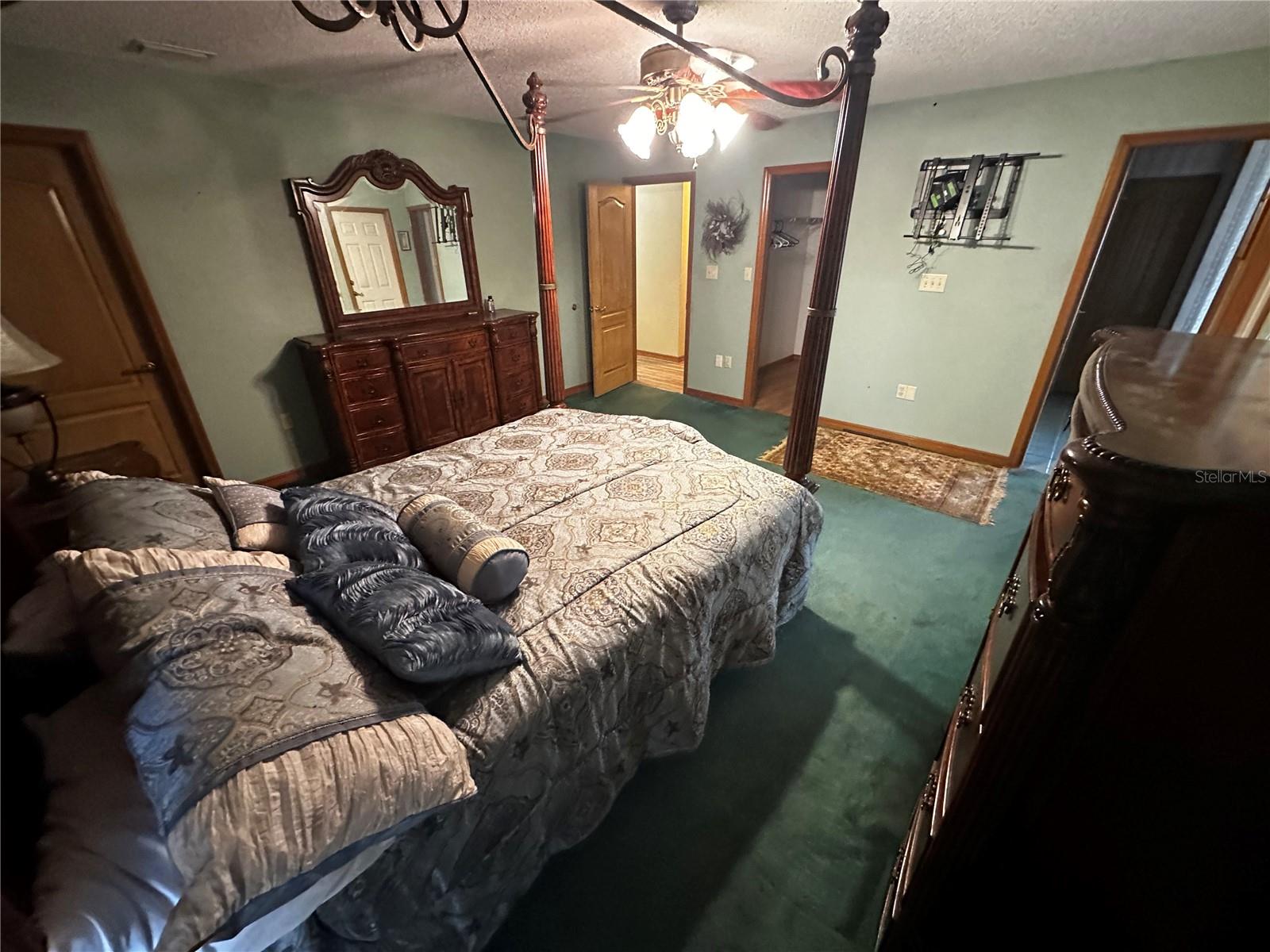 Image 24 of 35 For 590 63rd Street