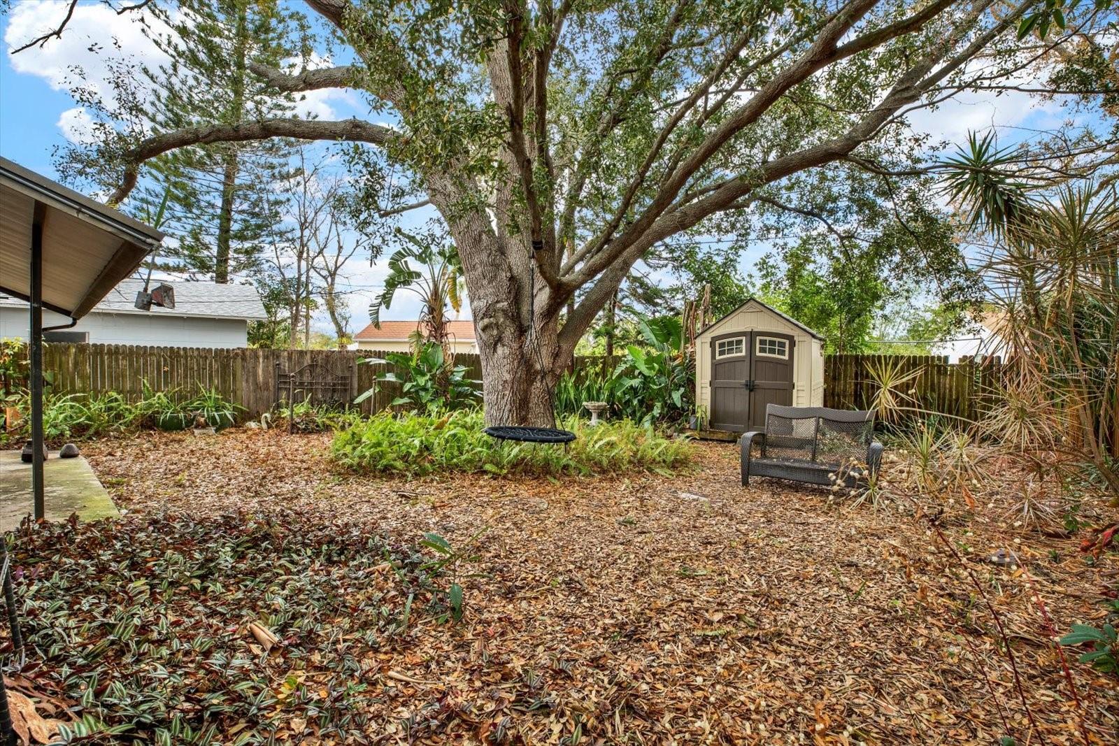 Image 27 of 49 For 911 29th Street N