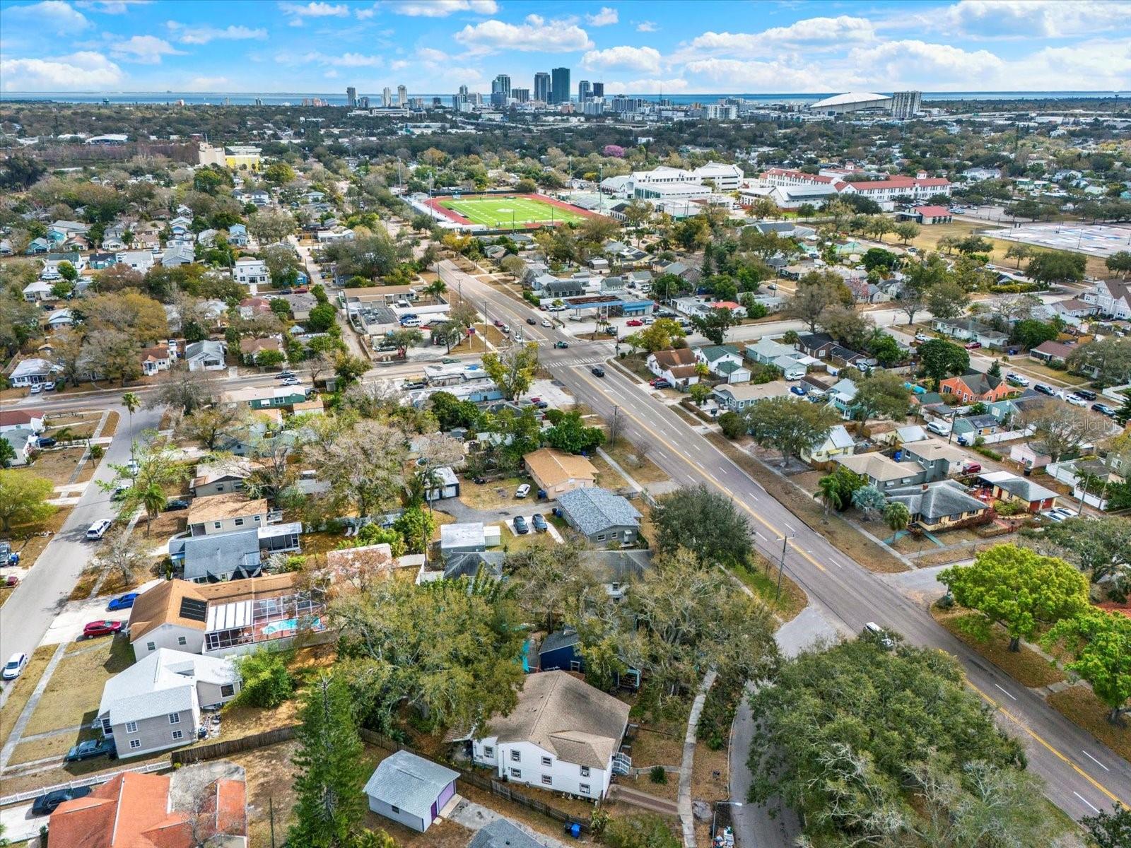 Image 41 of 49 For 911 29th Street N