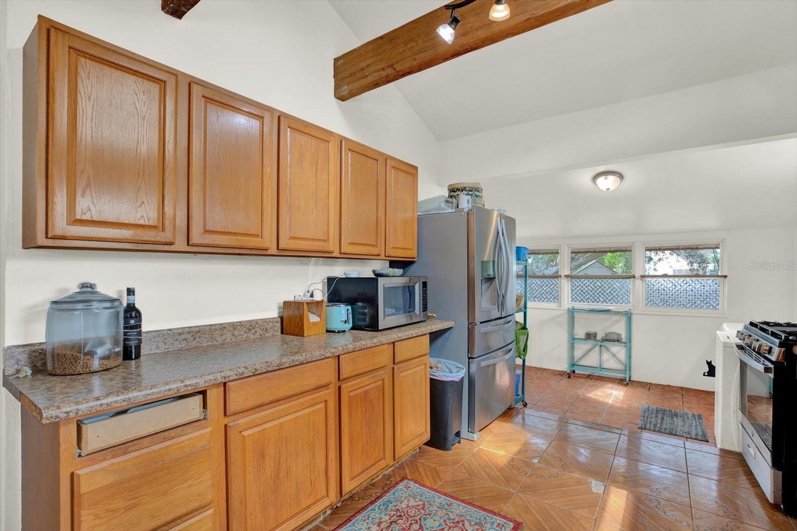 Image 9 of 49 For 911 29th Street N