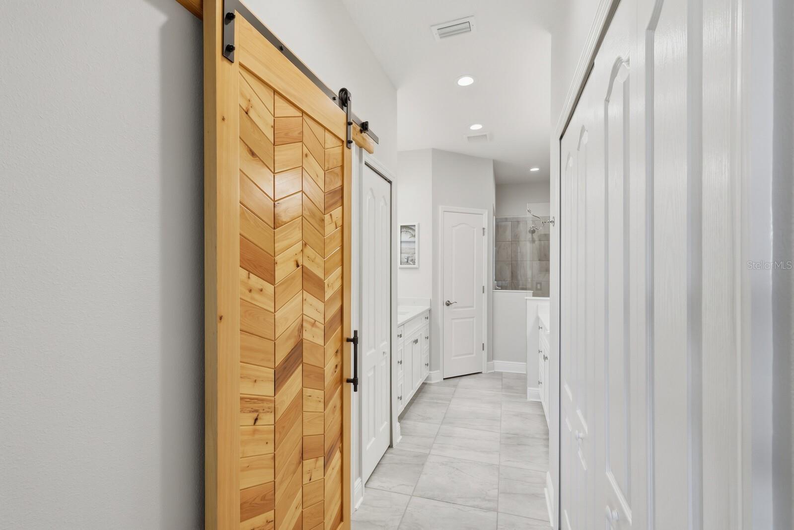 Image 37 of 73 For 2723 Sapphire Blue Lane