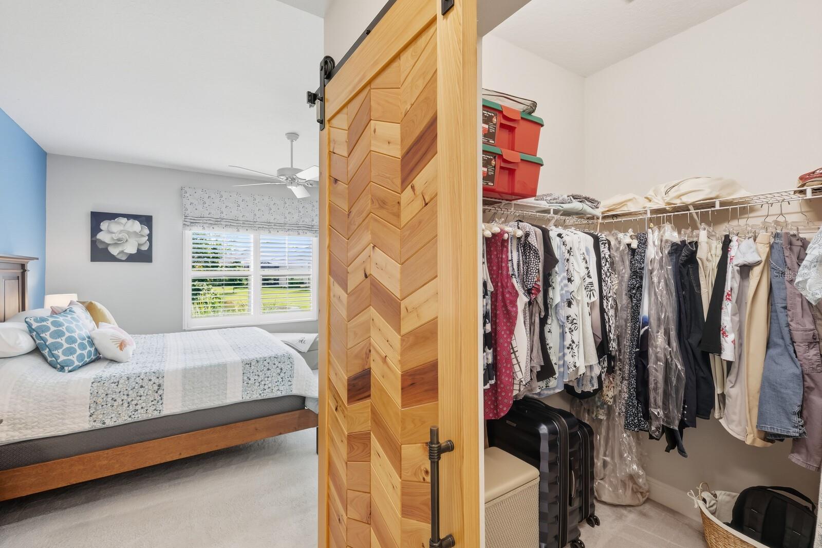 Image 38 of 73 For 2723 Sapphire Blue Lane