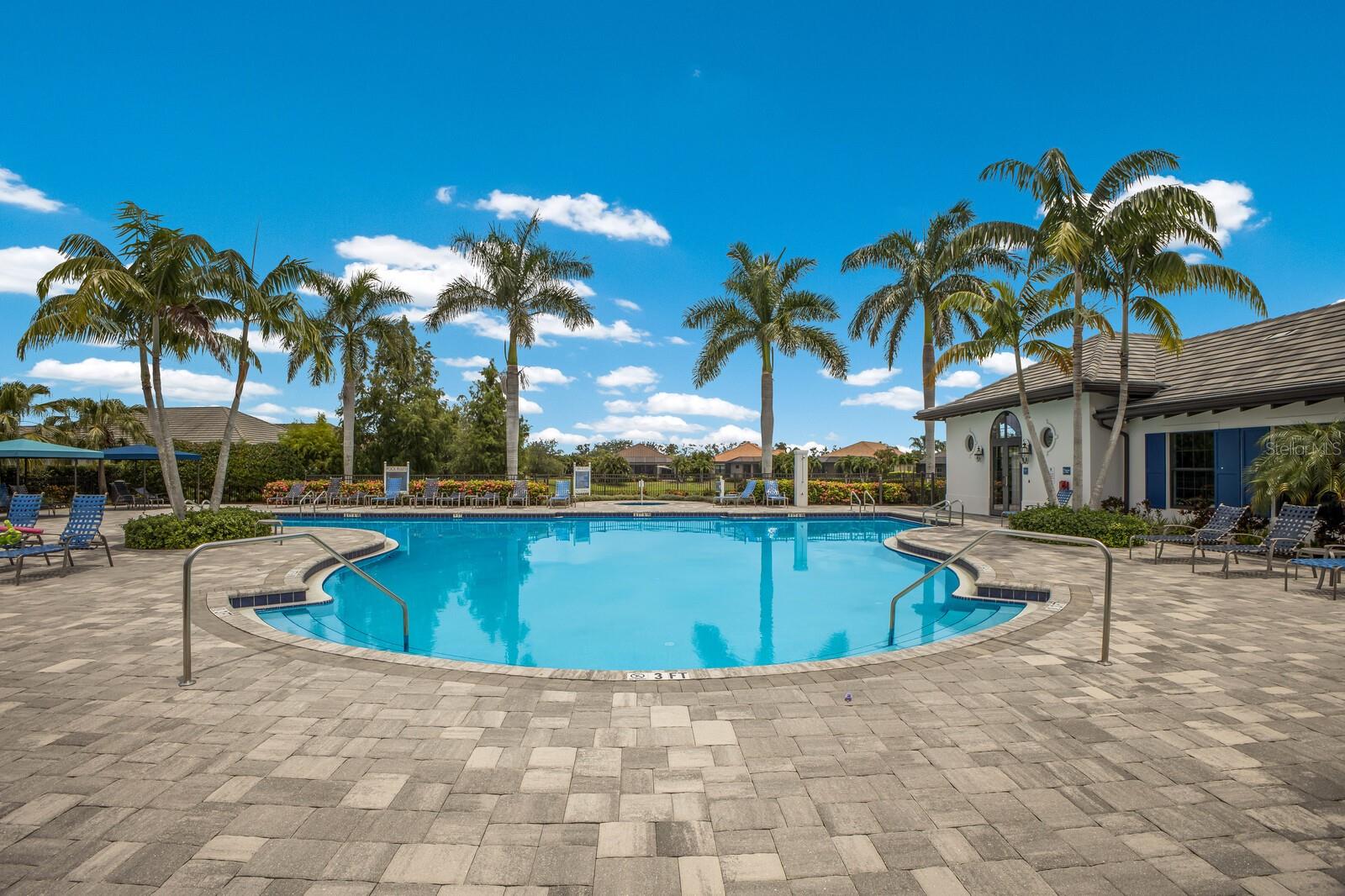 Image 54 of 73 For 2723 Sapphire Blue Lane