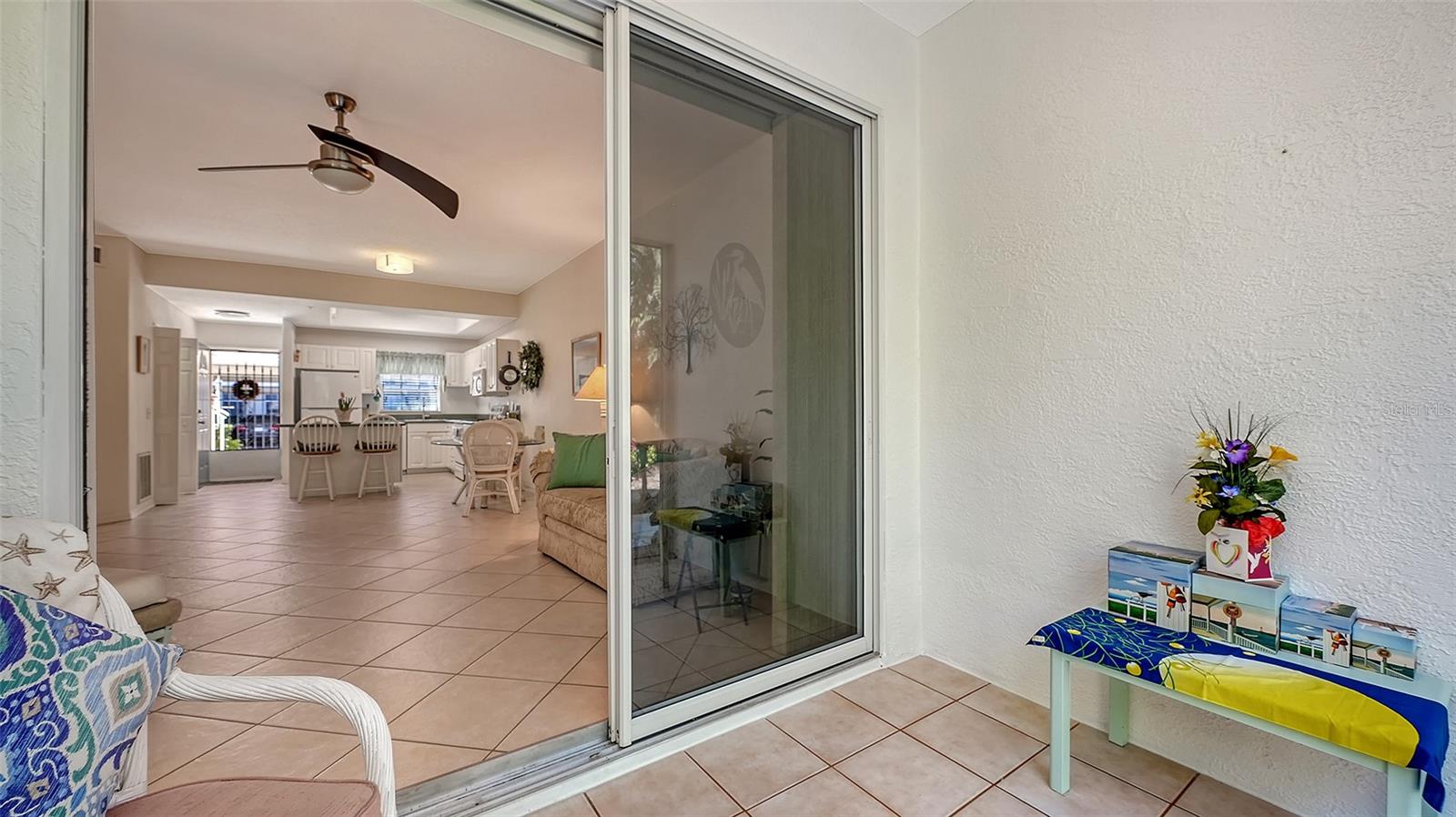 Image 16 of 70 For 4205 Castlebridge Lane 1112