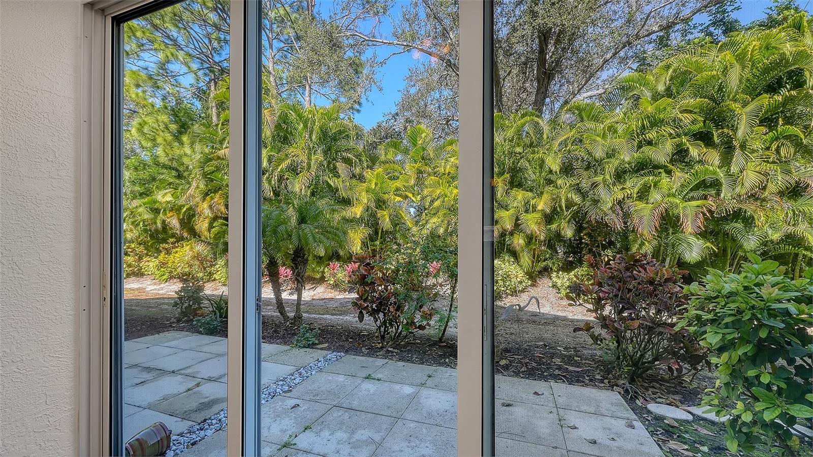 Image 17 of 70 For 4205 Castlebridge Lane 1112