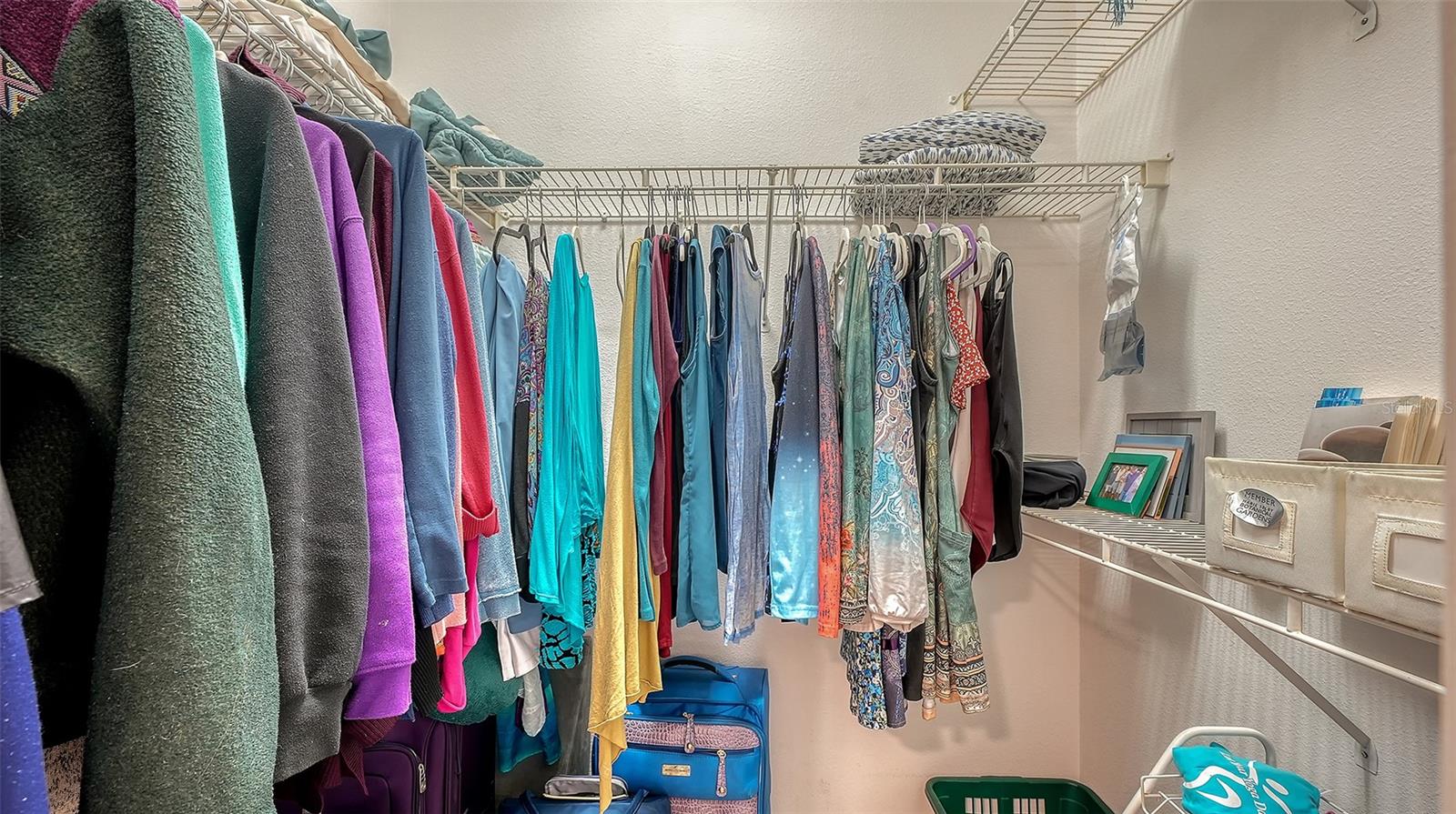 Image 21 of 70 For 4205 Castlebridge Lane 1112