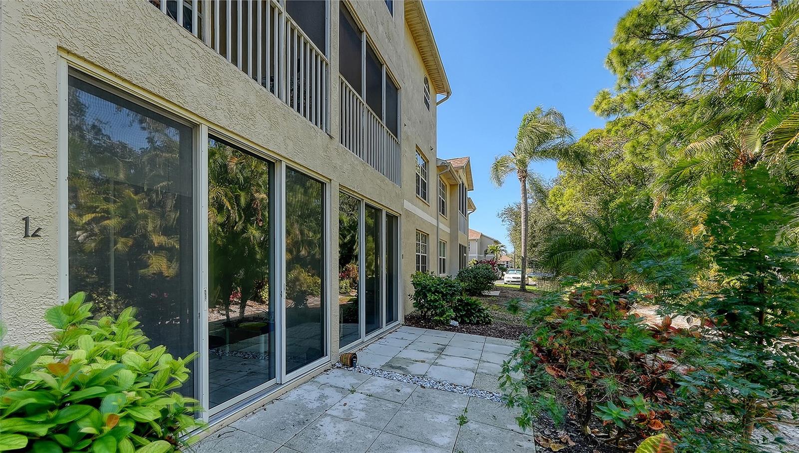 Image 31 of 70 For 4205 Castlebridge Lane 1112