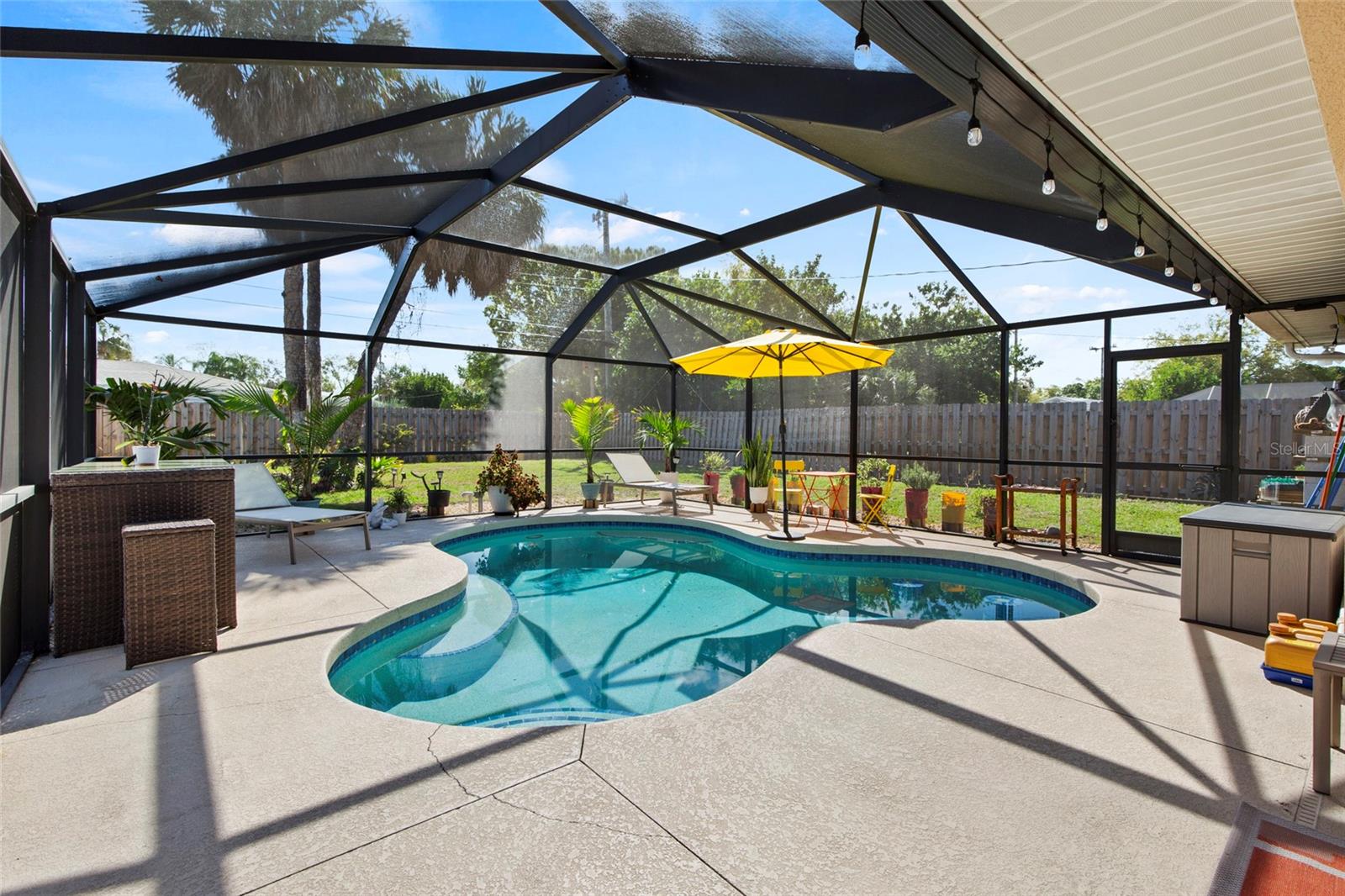 Image 17 of 29 For 6111 Dartmouth Drive