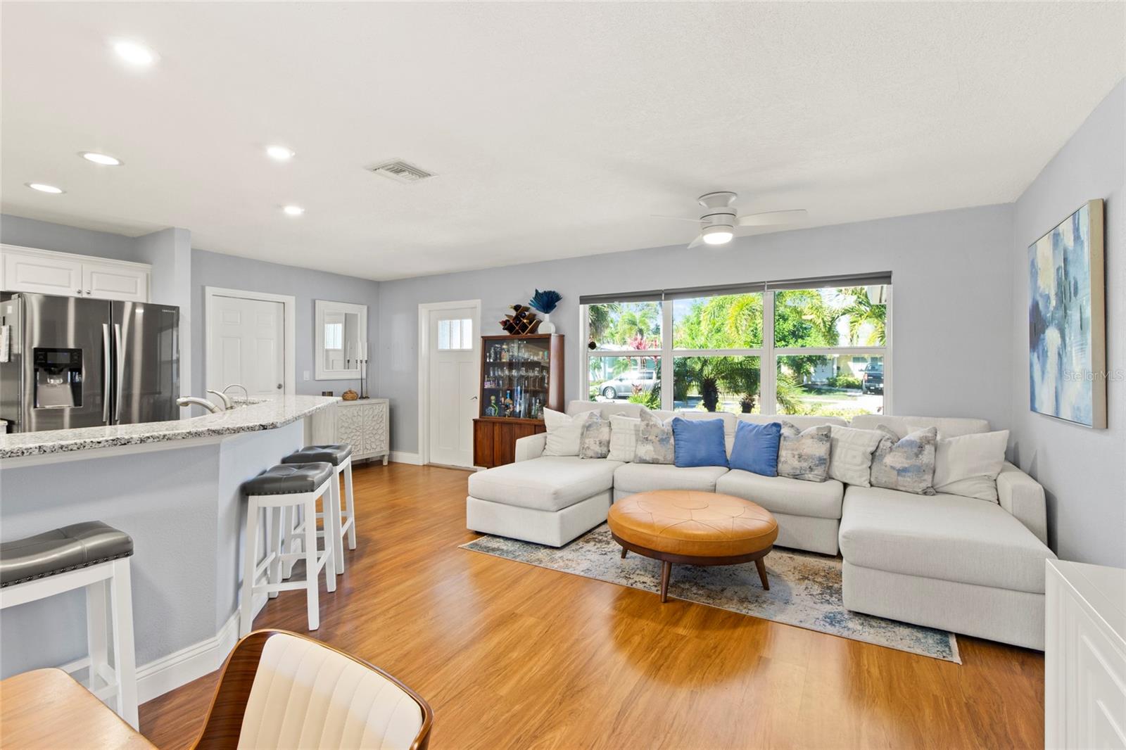 Image 6 of 29 For 6111 Dartmouth Drive