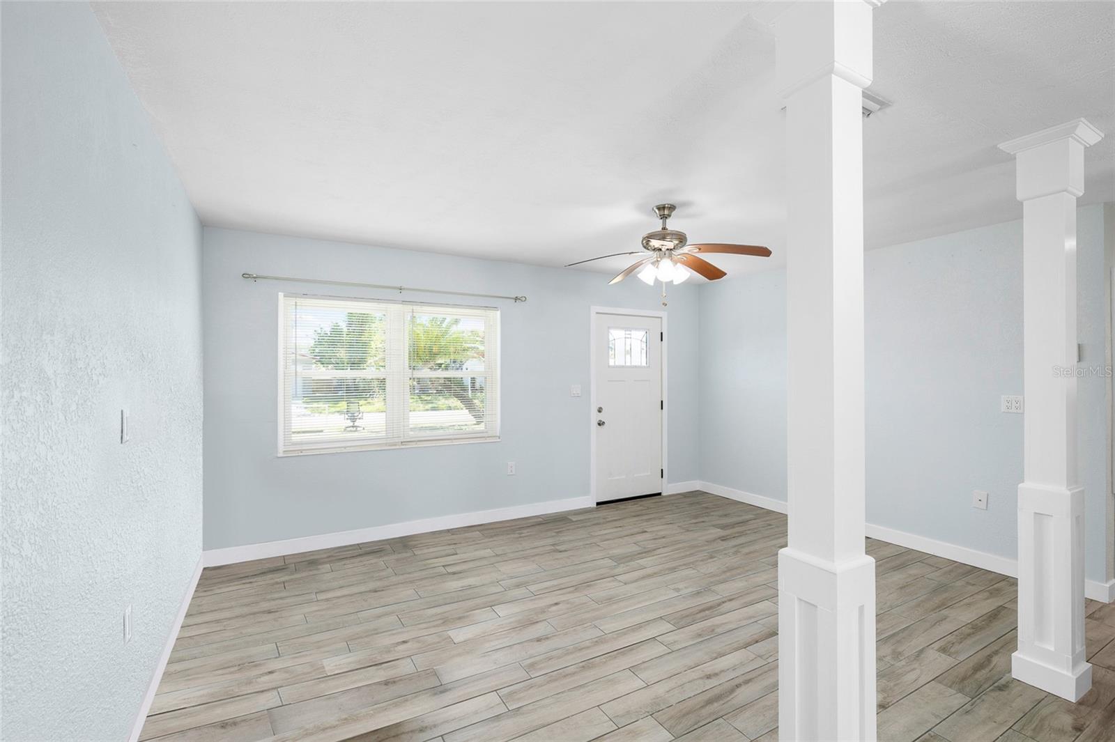 Image 8 of 33 For 1827 Nevada Avenue Ne