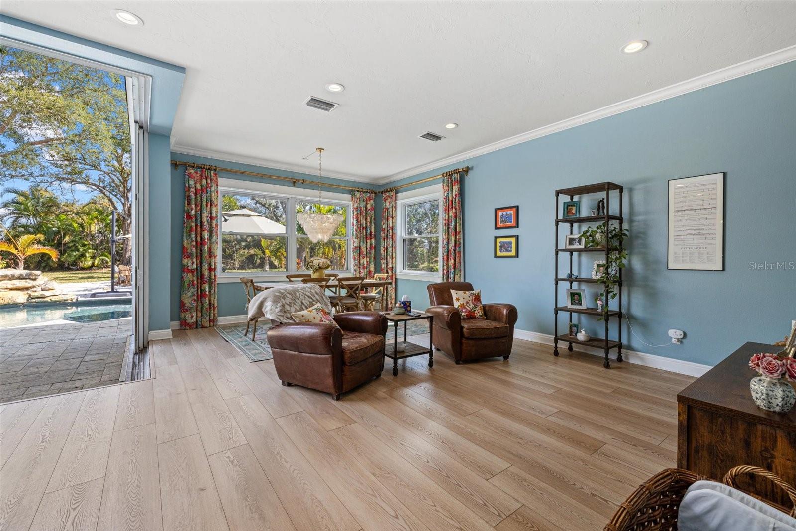 Image 14 of 63 For 2519 Sesame Street