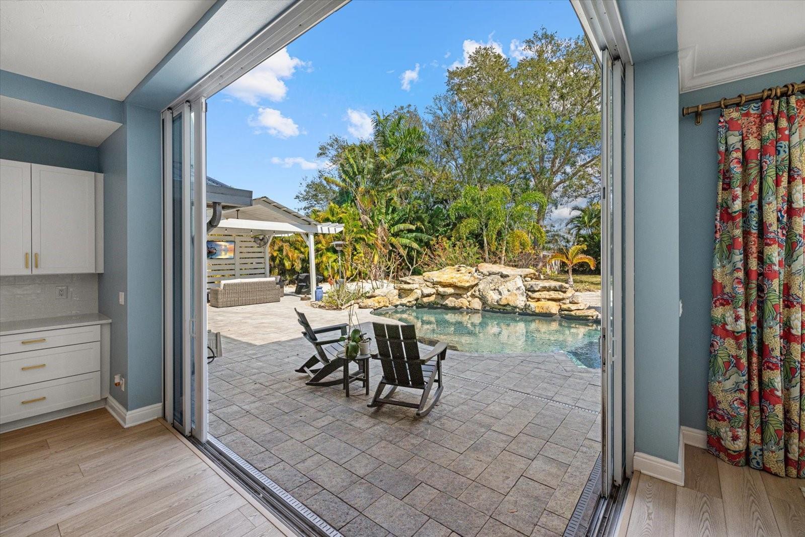 Image 17 of 63 For 2519 Sesame Street