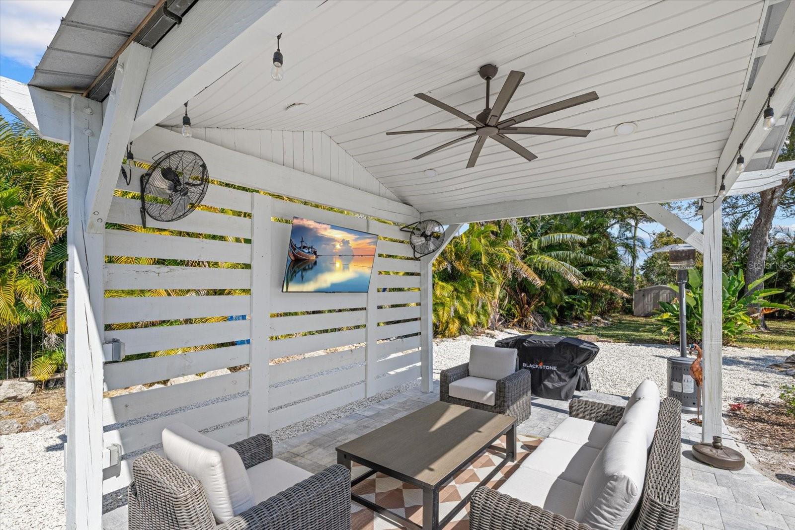 Image 46 of 63 For 2519 Sesame Street