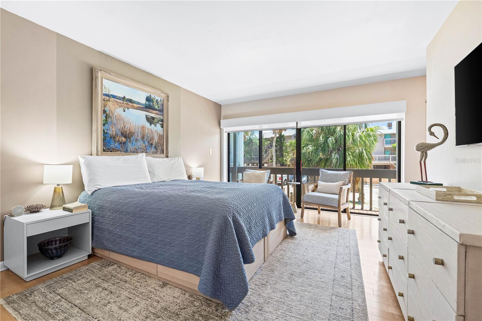 Image 26 of 69 For 450 Beach Road 3