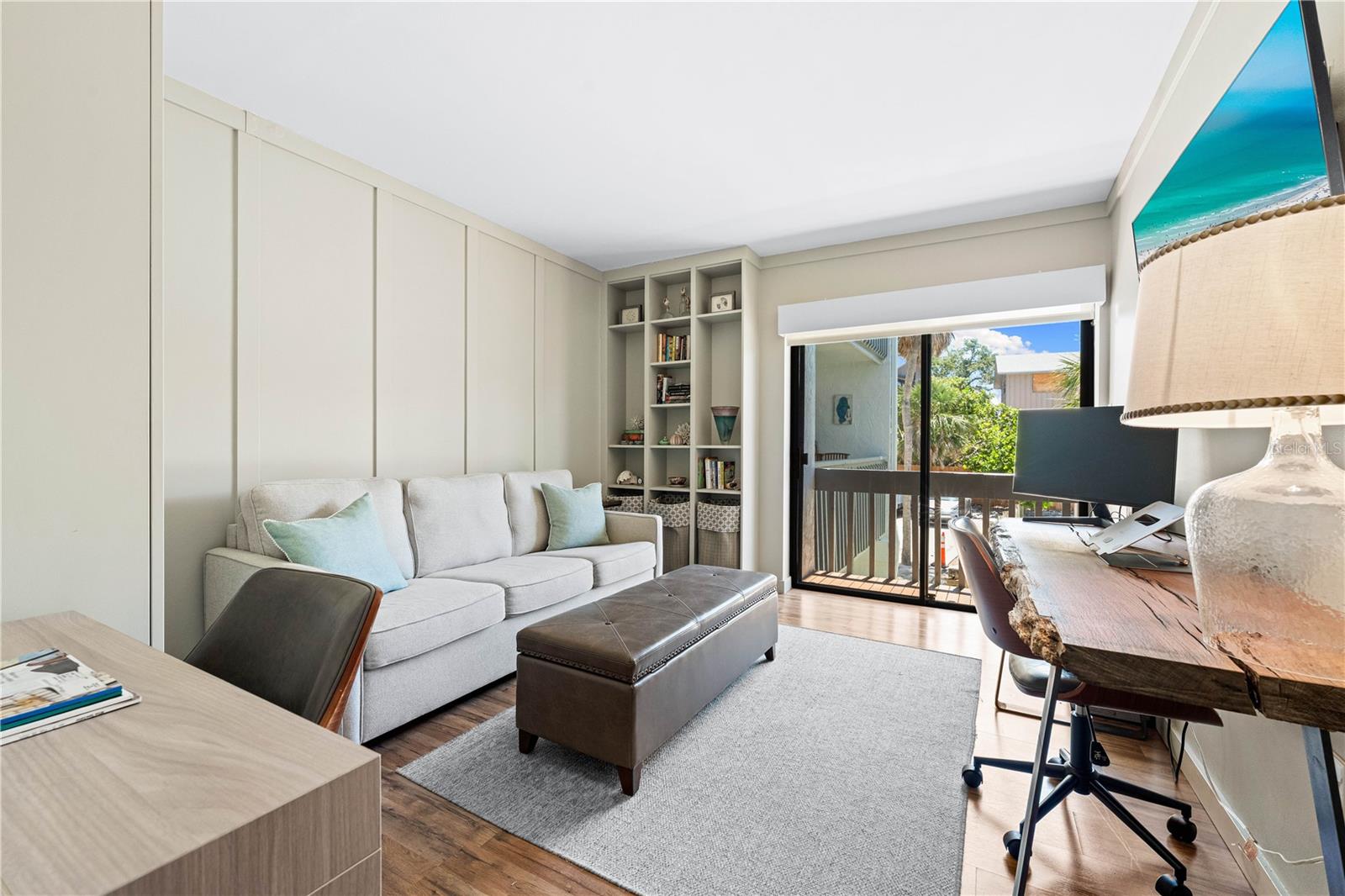 Image 33 of 69 For 450 Beach Road 3