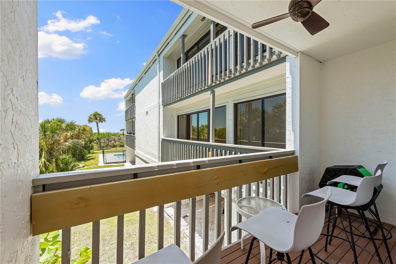 Image 41 of 69 For 450 Beach Road 3