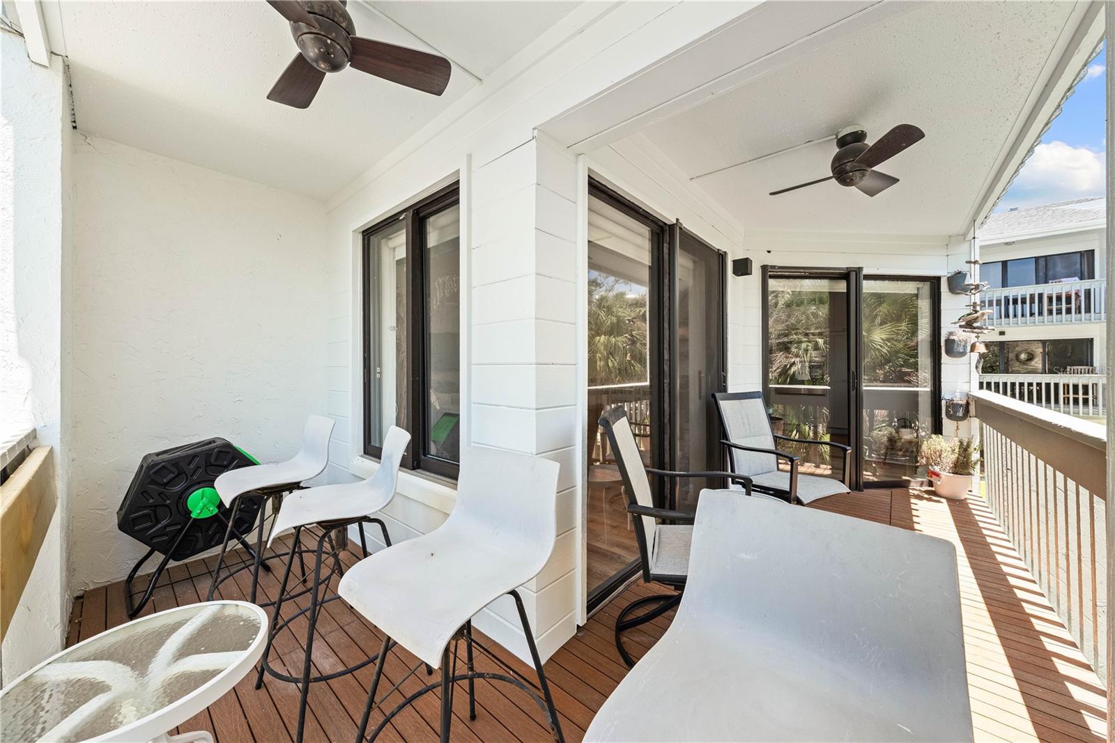 Image 42 of 69 For 450 Beach Road 3